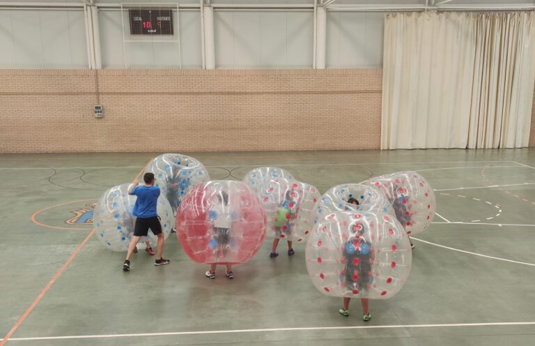Taller de fútbol burbuja